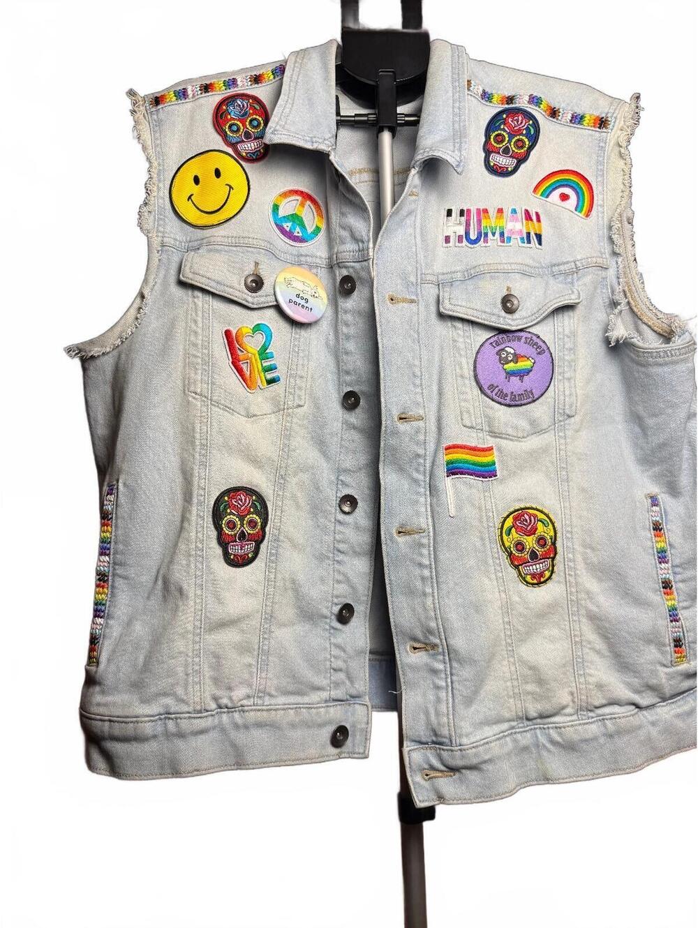 Sonoma XL pride LGBT custom Denim Vest w Rainbow n Skull Patches Cat
